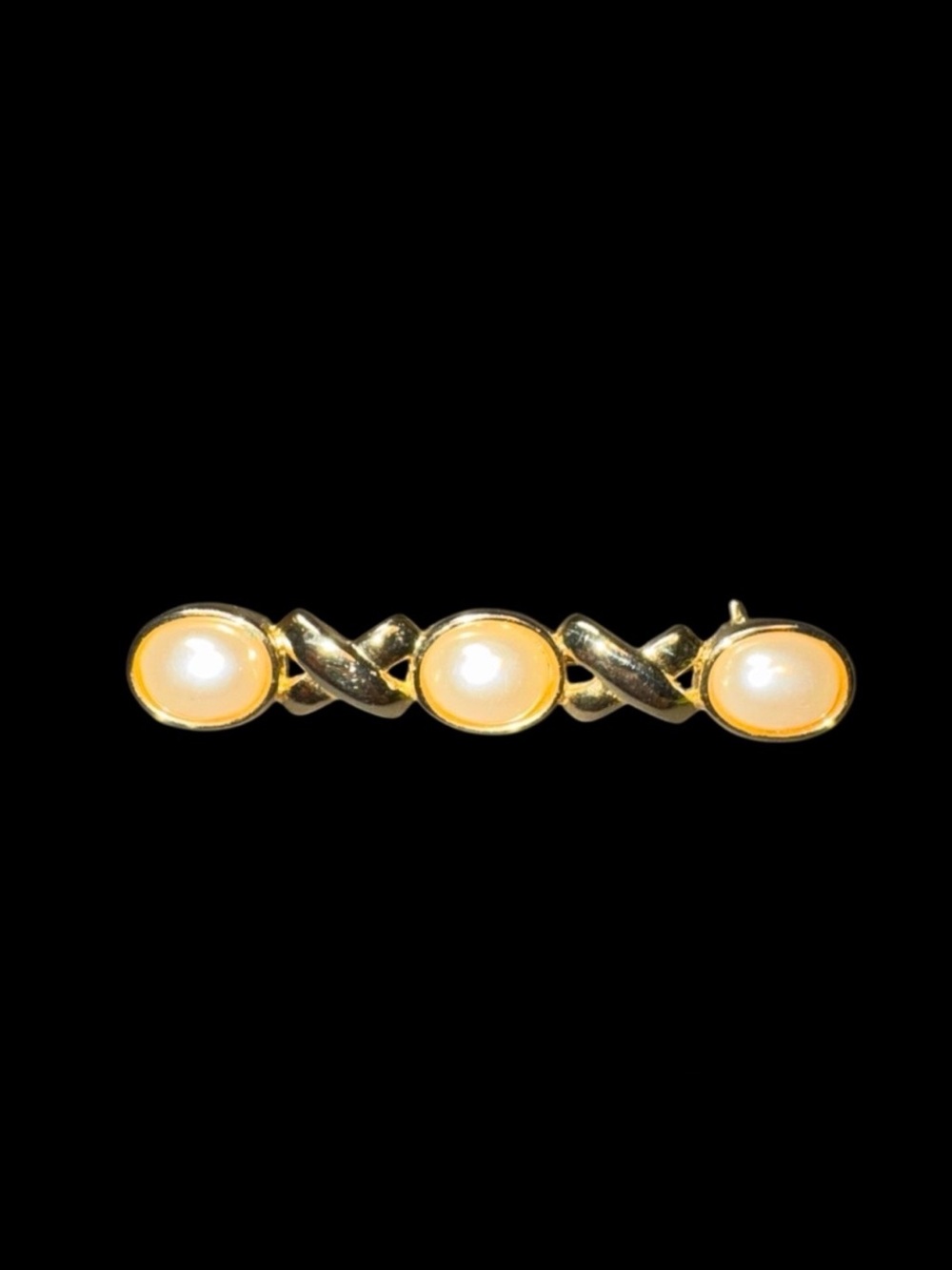 Faux Pearls Brooch Pin 2.25” Gold Tone Vintage